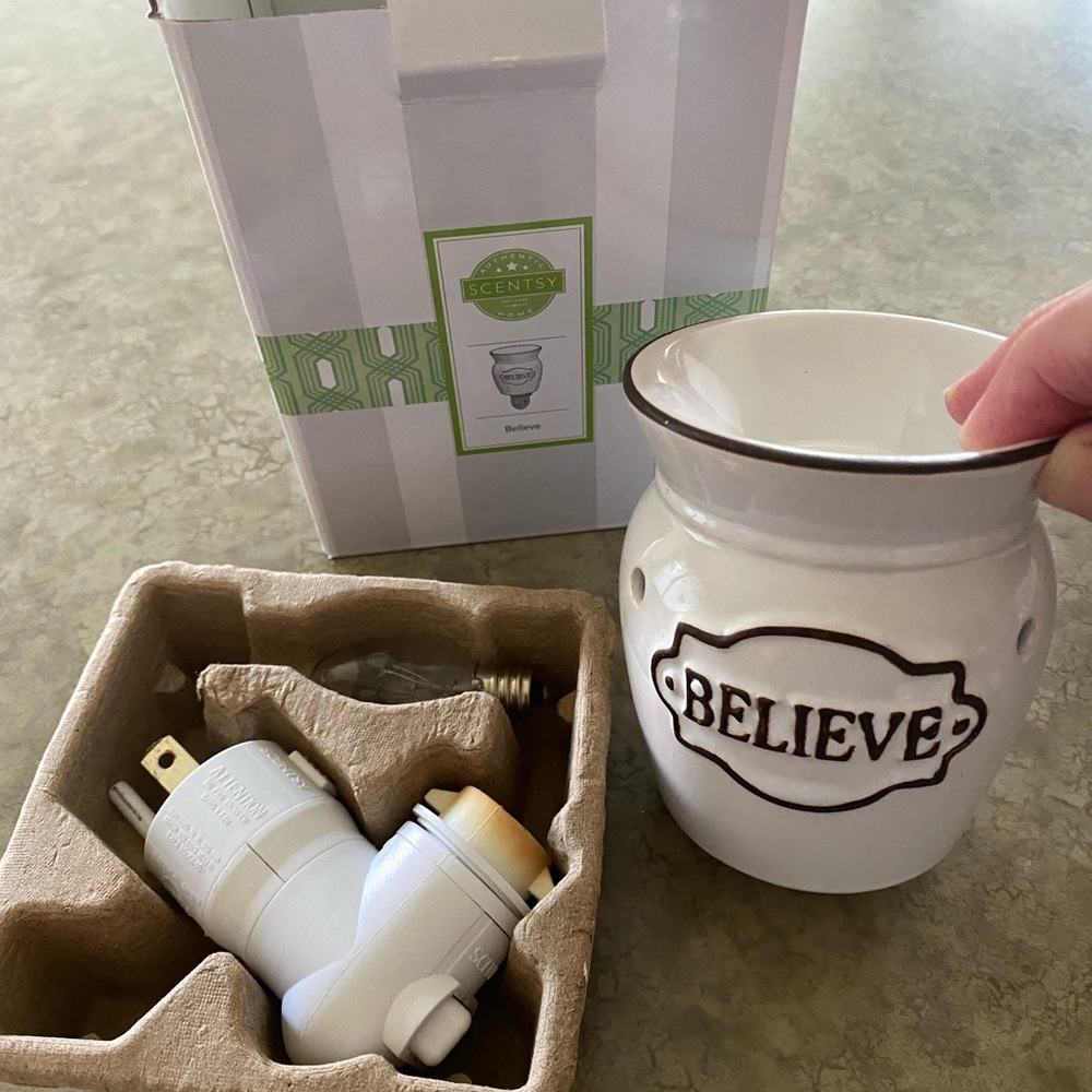 Scentsy Believe mini warmer